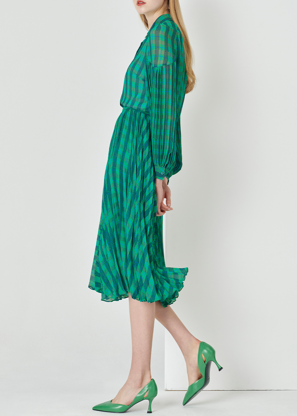 SALAZIA Blue-Green Plaid Cropped Blouses