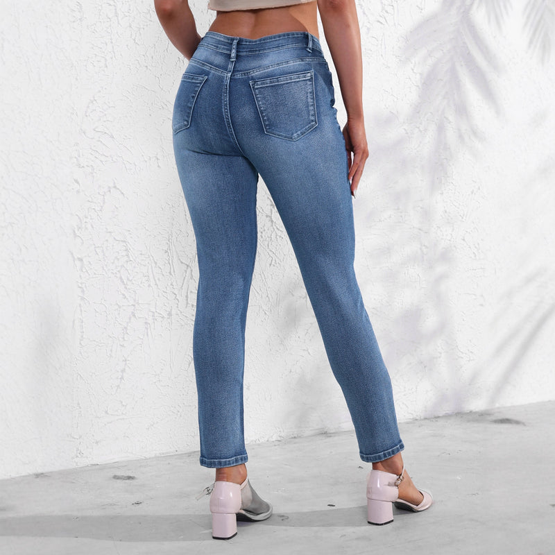 Stylish and versatile stretch slim-fit jeans that flatter your figure