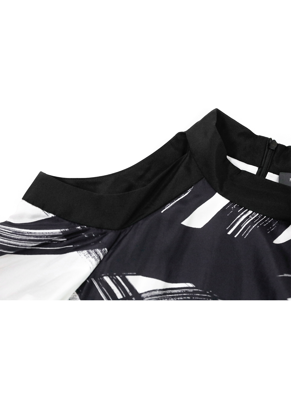 SALAZIA Black-White Brushstroke Silk Dresses