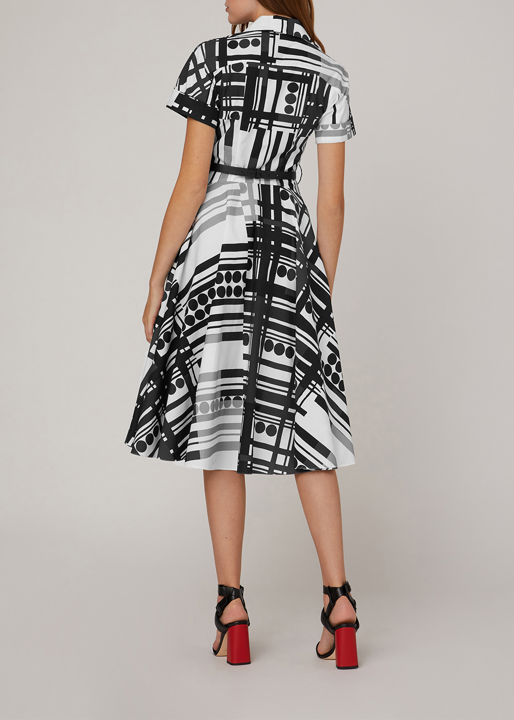 SALAZIA Black-White Impression Cotton Dresses