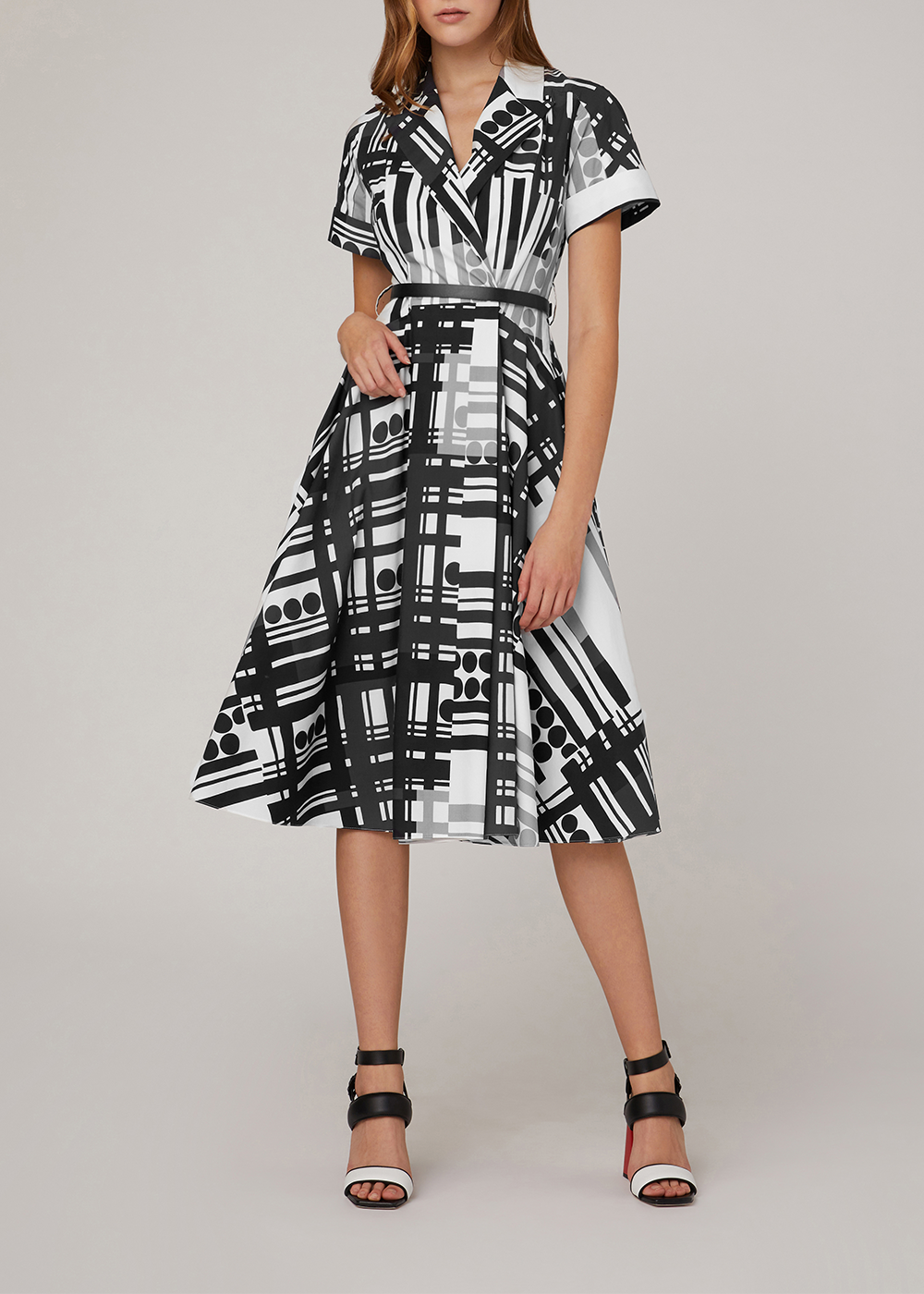 SALAZIA Black-White Impression Cotton Dresses