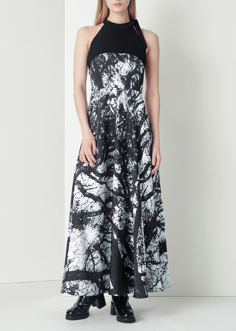SALAZIA Black-White Tree Shadow Maxi Dresses
