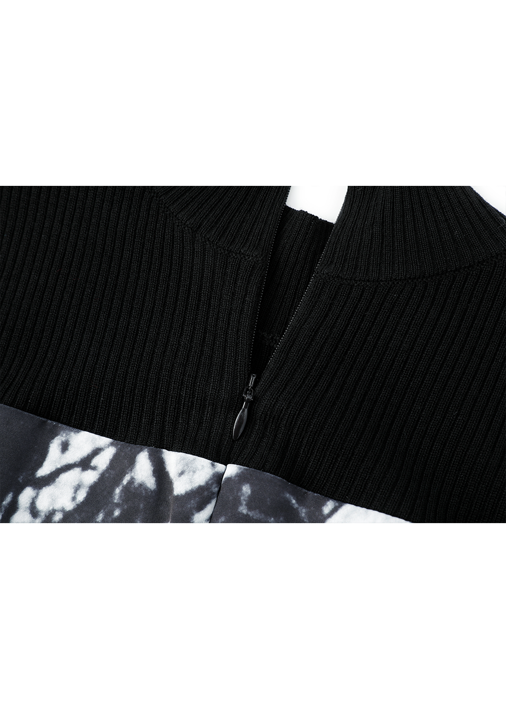 SALAZIA Black-White Tree Shadow Wool Blend Dresses