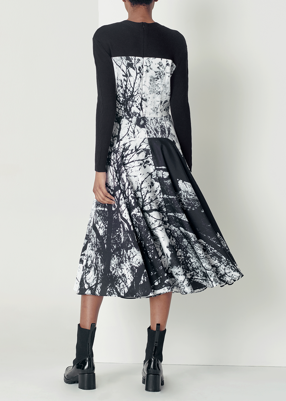 SALAZIA Black-White Tree Shadow Wool Blend Dresses