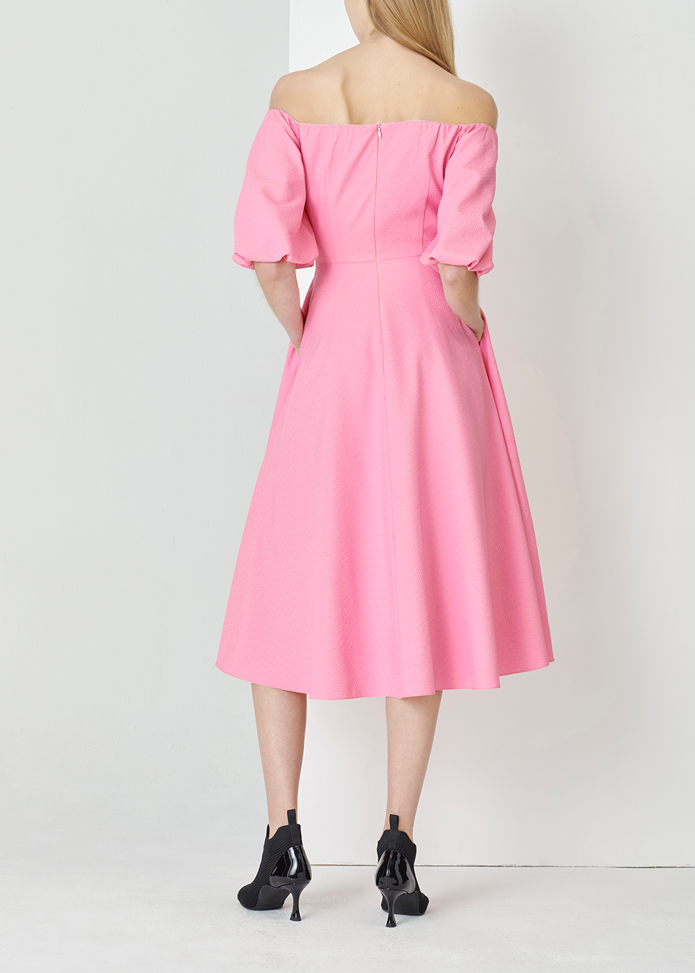 SALAZIA Peach Pink Polyester Long-Sleeve Dresses