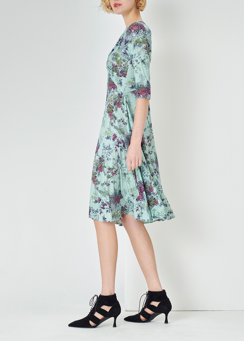 SALAZIA Light Green Summer Jungle Viscose Dresses