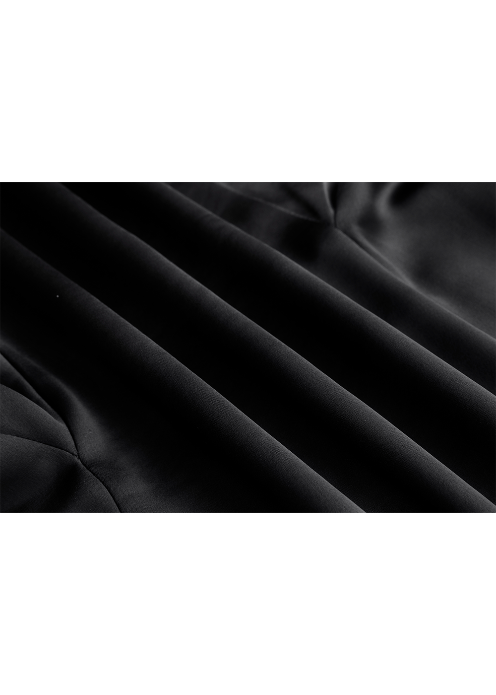 SALAZIA Black Acrylic Blend Short-Sleeve Dresses