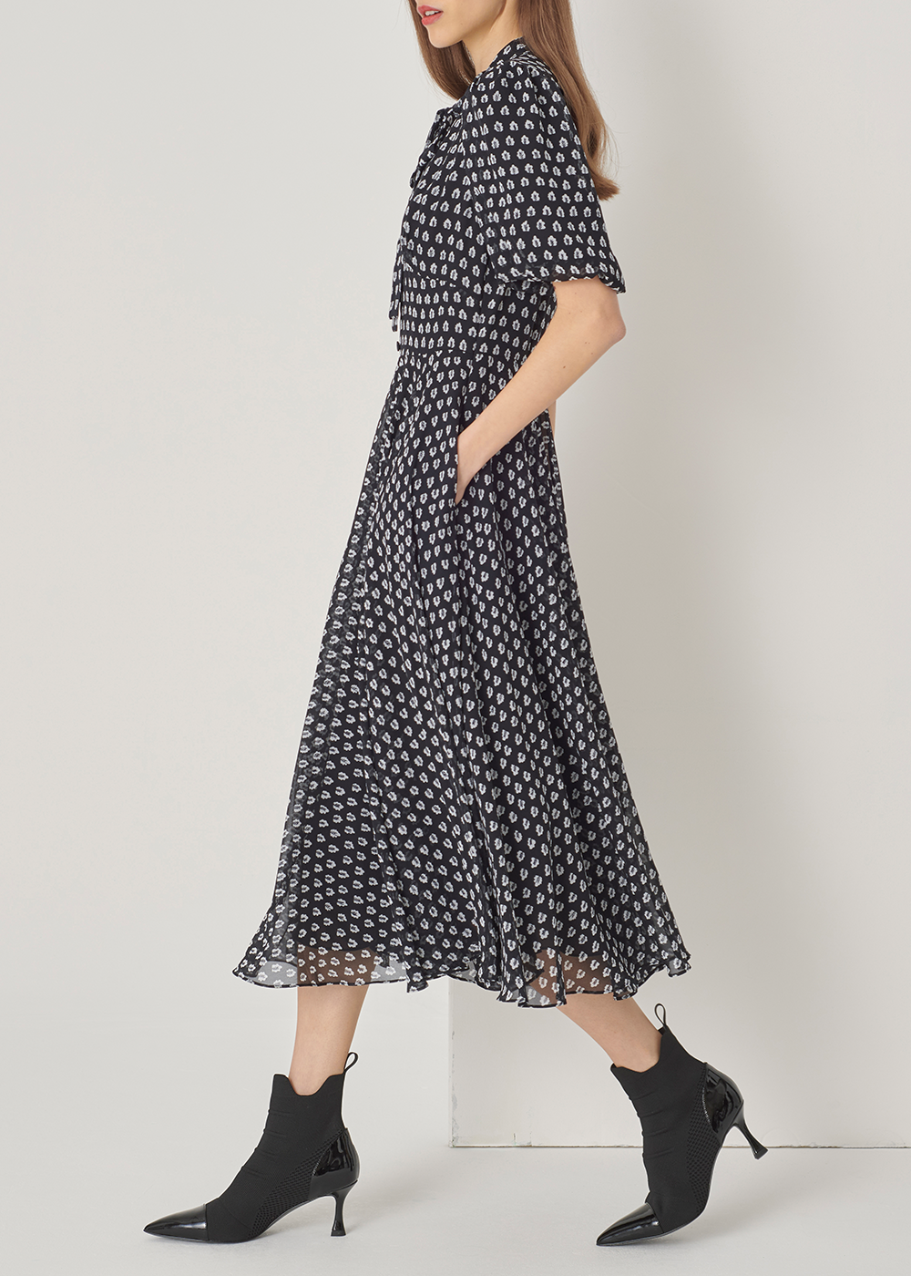SALAZIA Black and White Forest Print Dresses