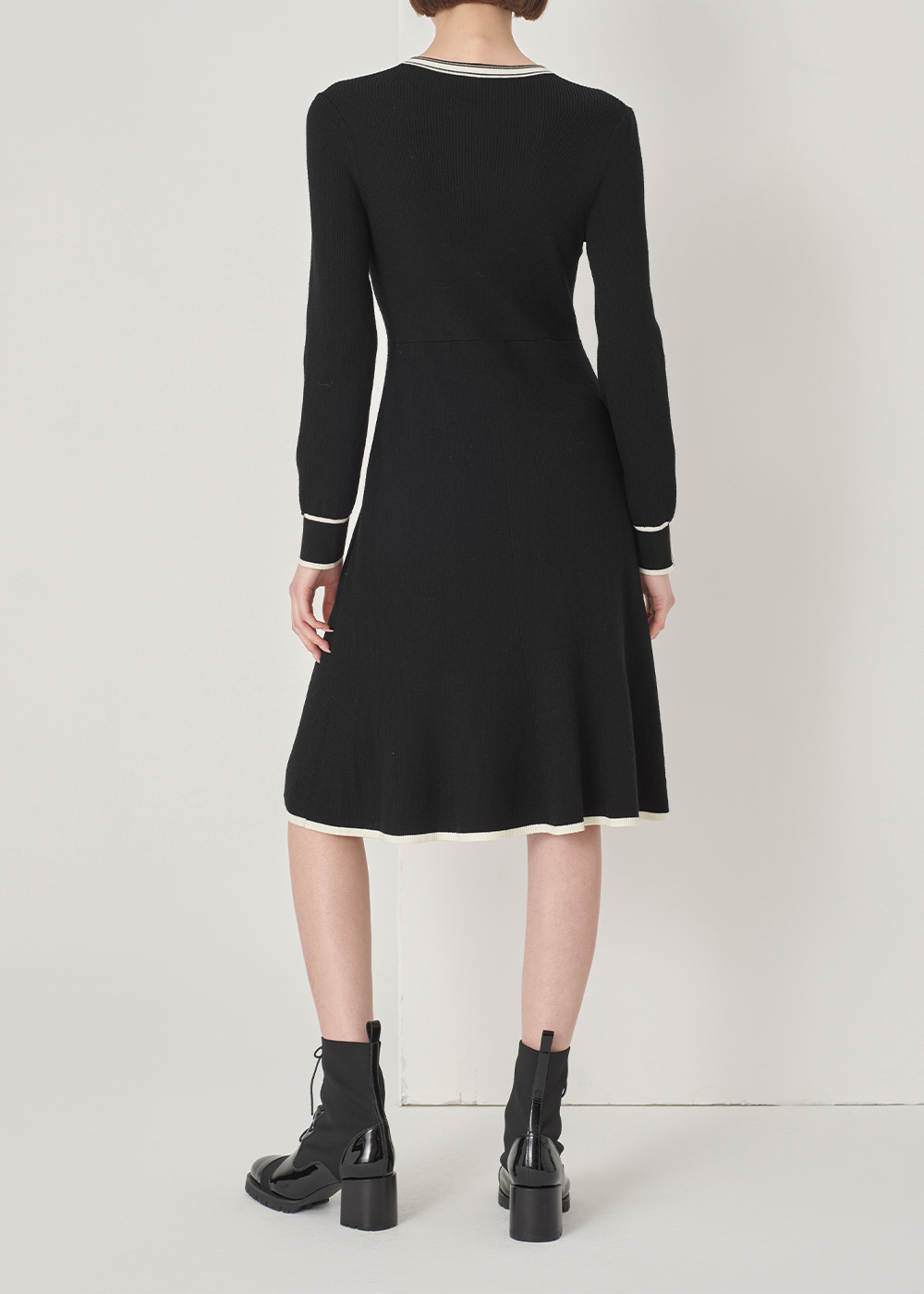 SALAZIA Black-White Colorblock Wool Blend Knit Dresses
