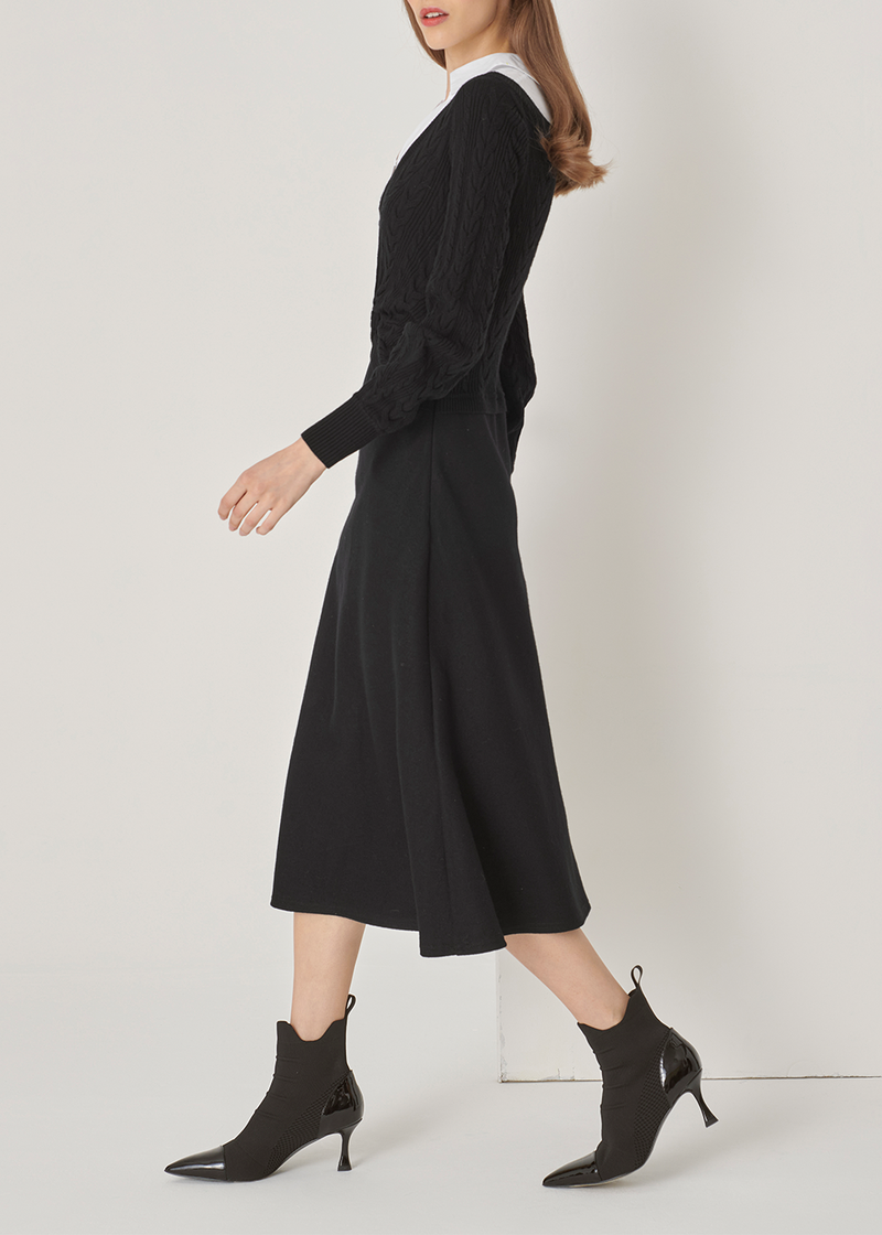 SALAZIA Black-White Contrast Wool Dresses