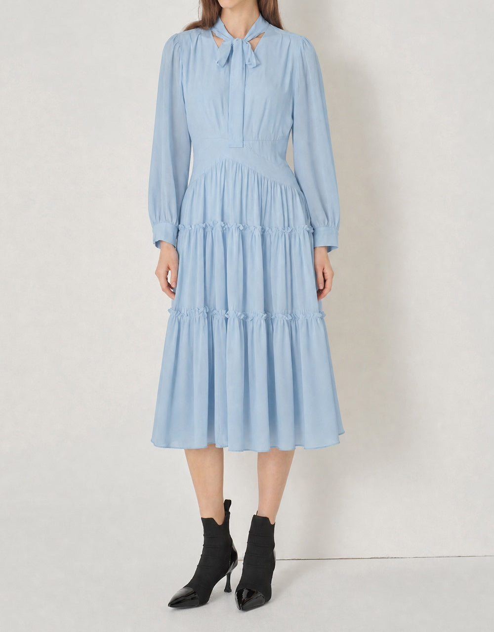 SALAZIA Tie-up Pleated Shirt Dresses