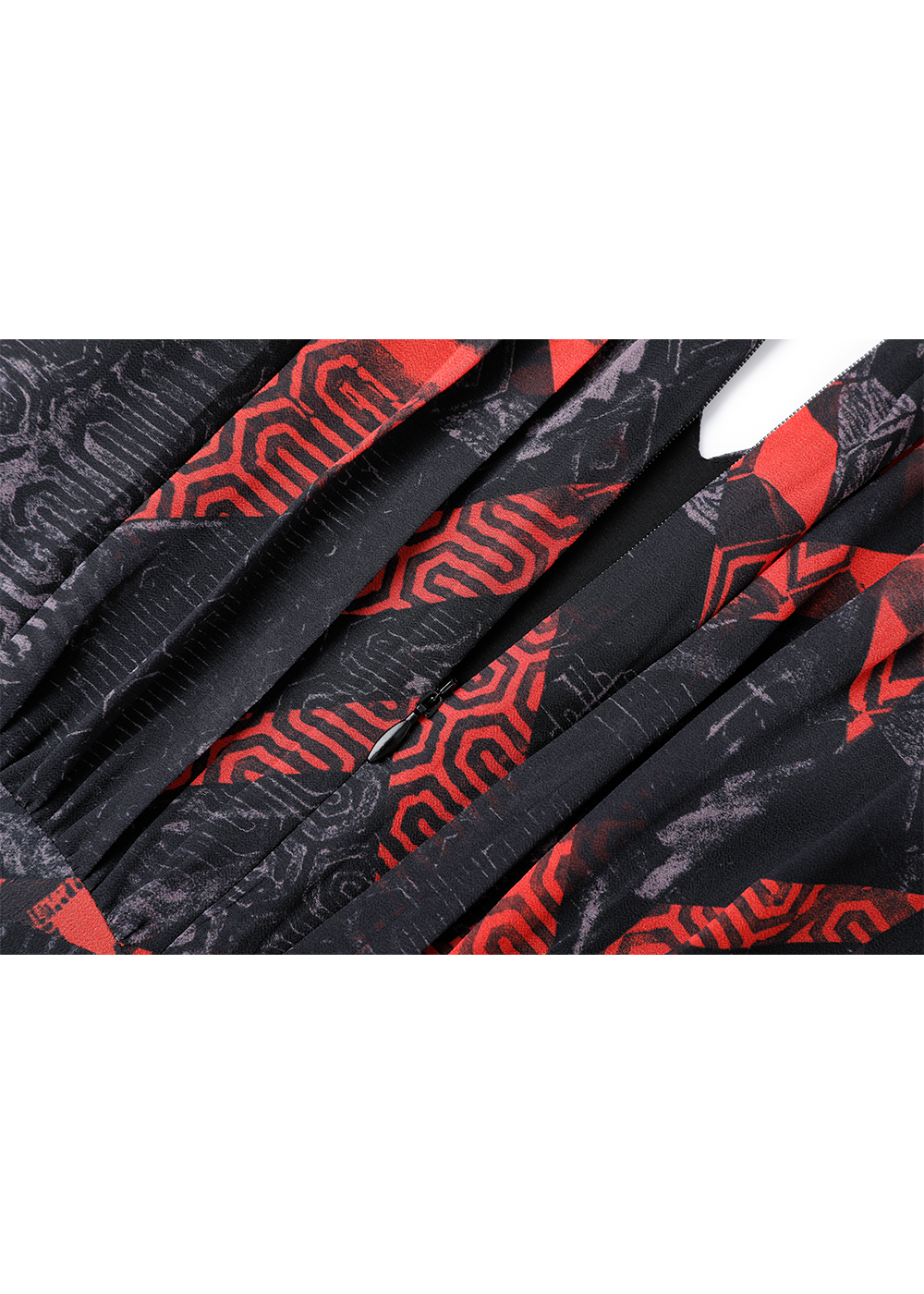 SALAZIA Black-Red Geometric Maxi Dresses