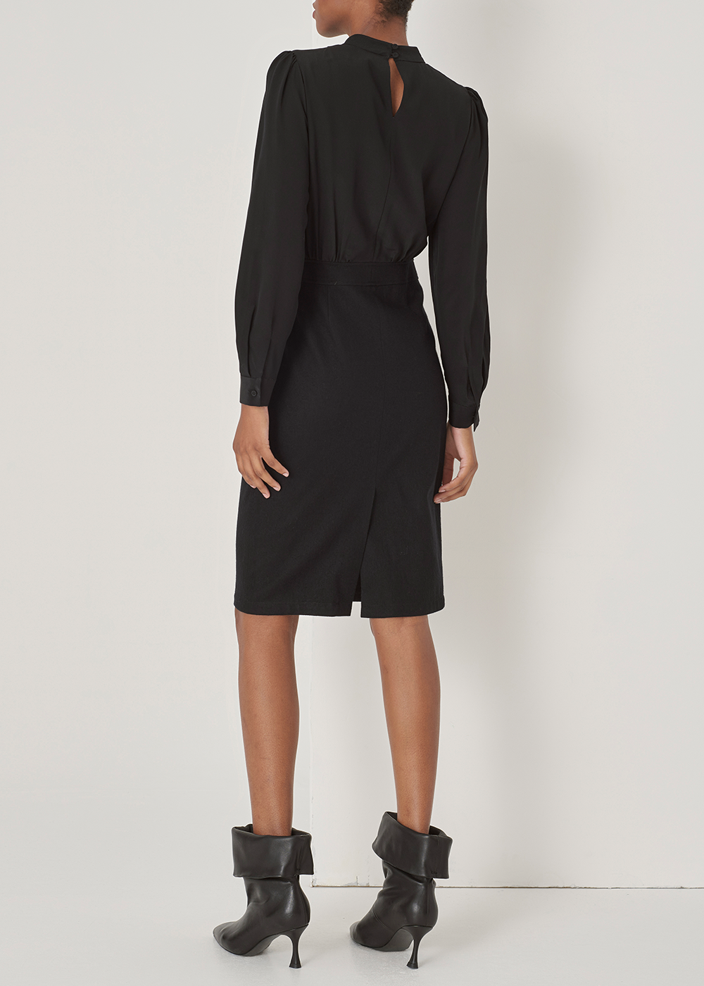 SALAZIA Midnight Echo Dresses
