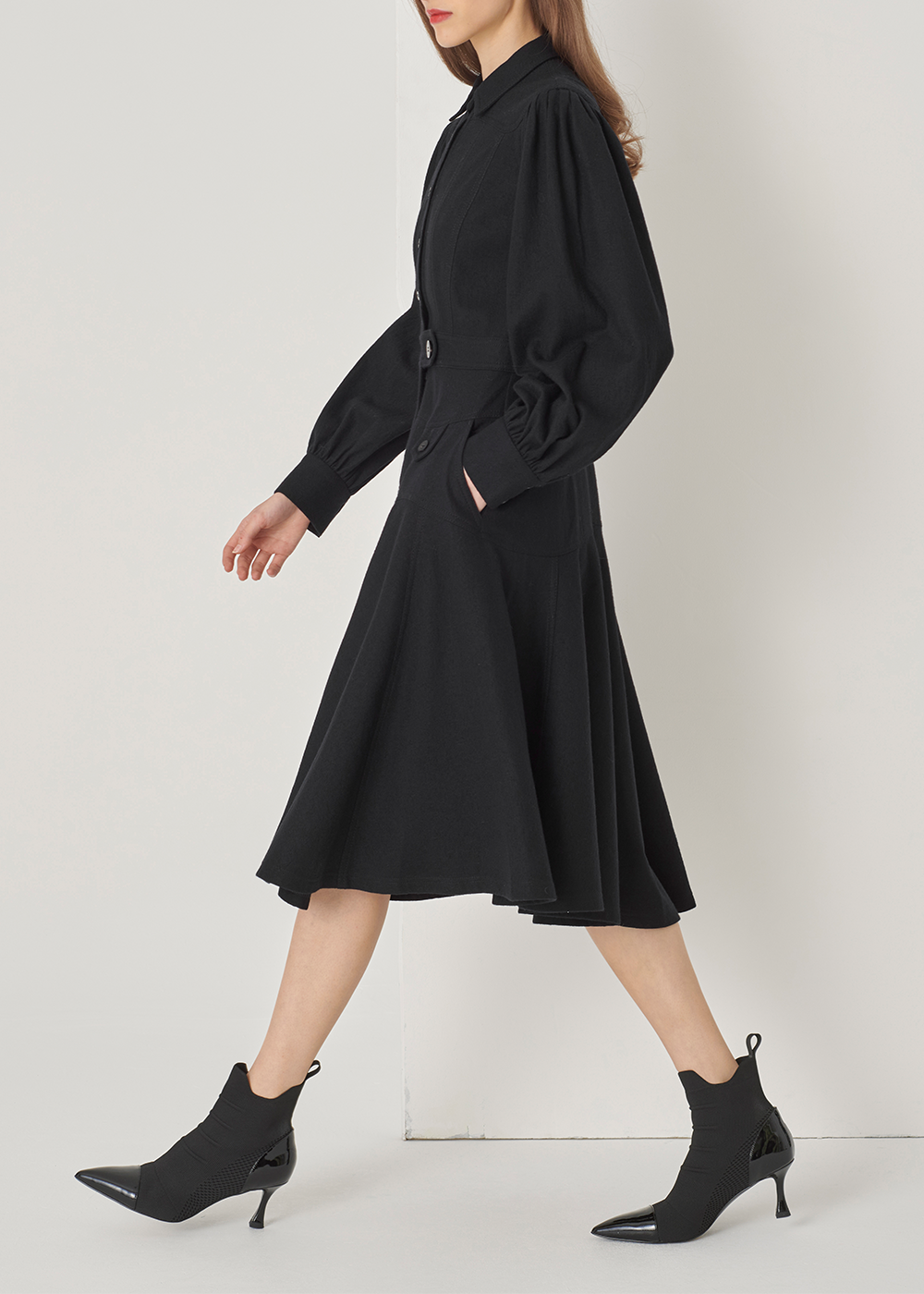 SALAZIA Black Wool Long-Sleeve Dresses