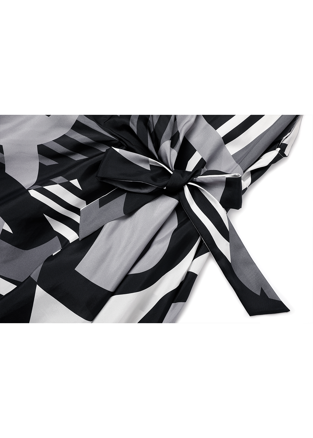 SALAZIA Black-White Silhouette Floral Silk Dresses