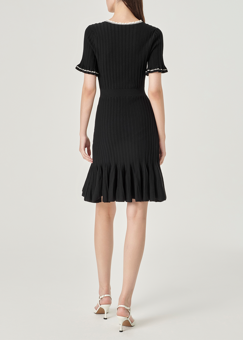 SALAZIA Black-White Colorblock Knit Dresses