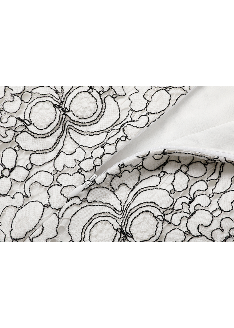 SALAZIA Black-White Colorblock Multi-Fiber Short-Sleeve Dresses
