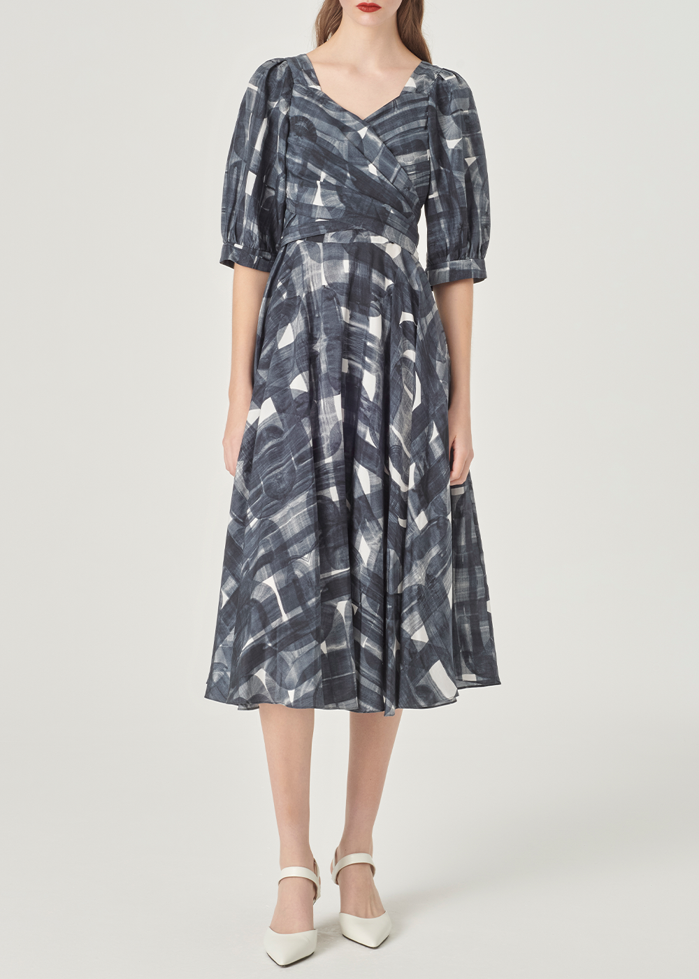 SALAZIA Black and White Brushstroke Silk Dresses