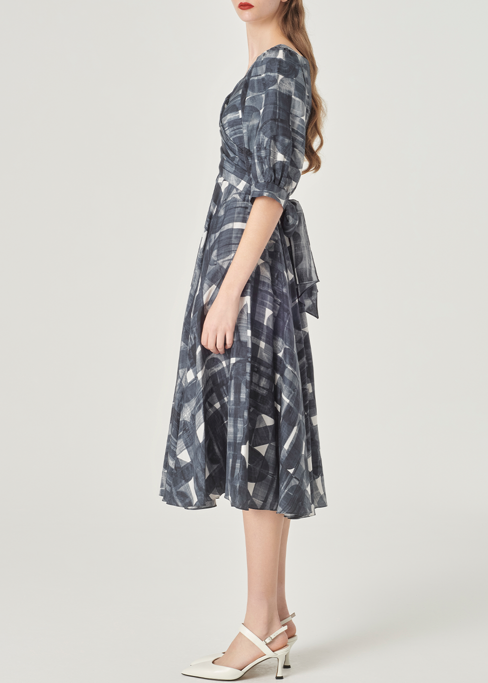 SALAZIA Black and White Brushstroke Silk Dresses