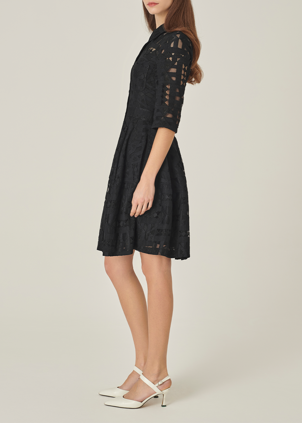 SALAZIA Black Stretch Crepe Short-Sleeve Dresses
