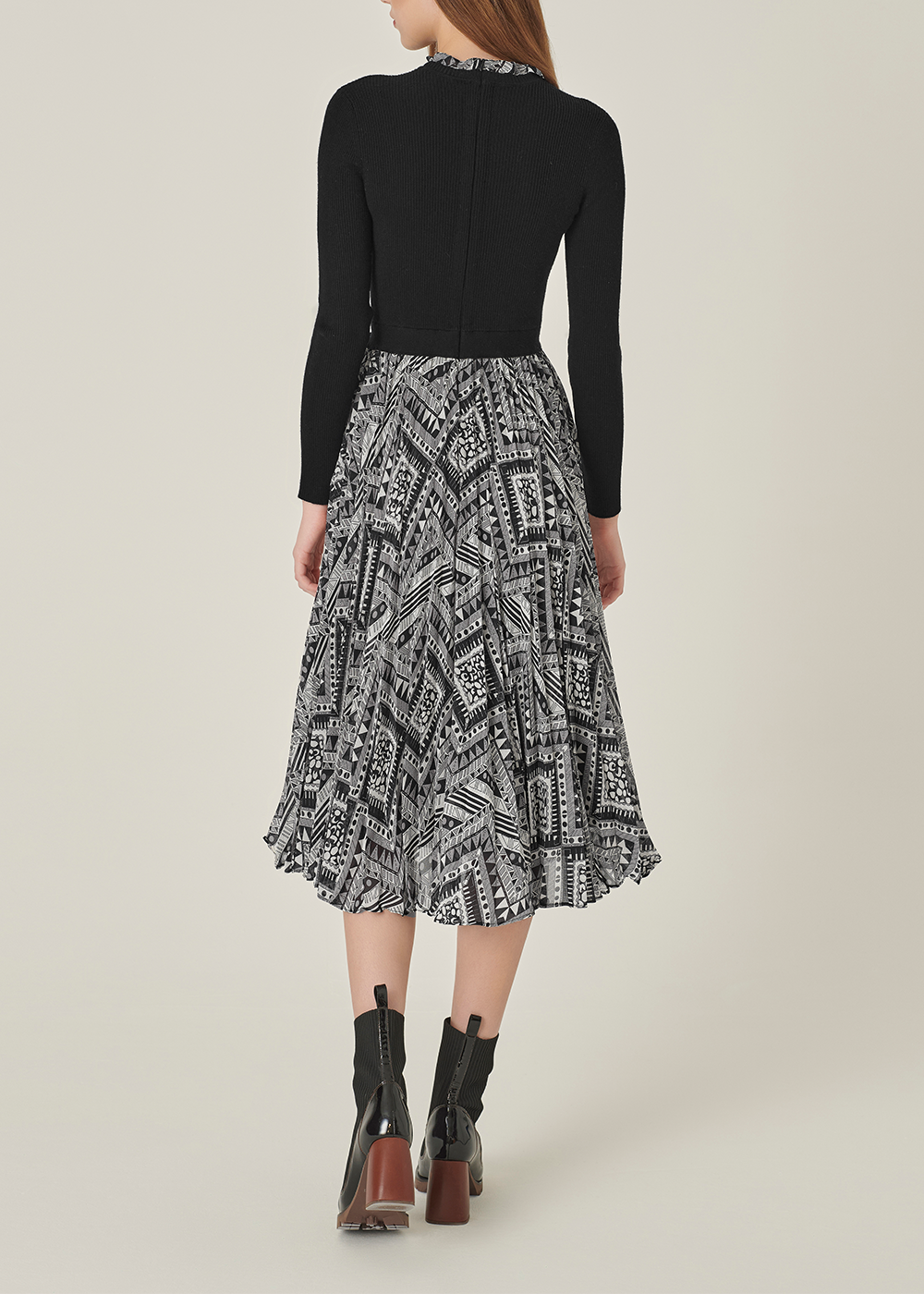 SALAZIA Black-White Art Print Wool Blend Dresses