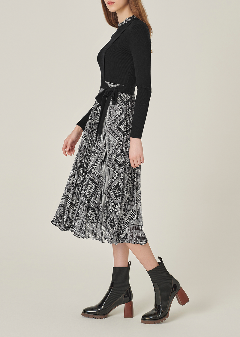 SALAZIA Black-White Art Print Wool Blend Dresses