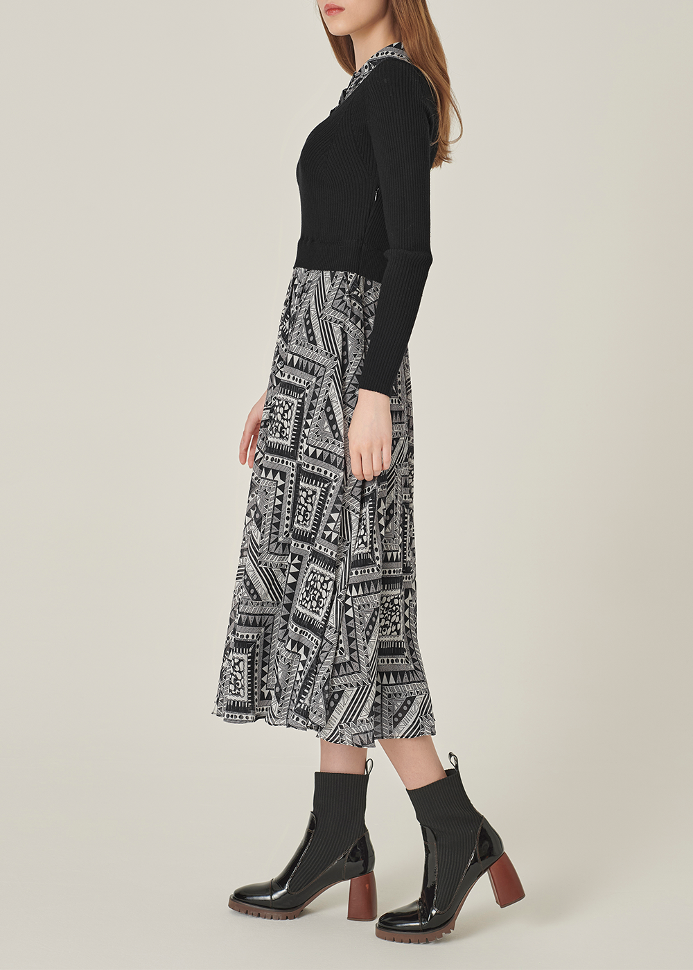 SALAZIA Black-White Art Print Wool Blend Dresses