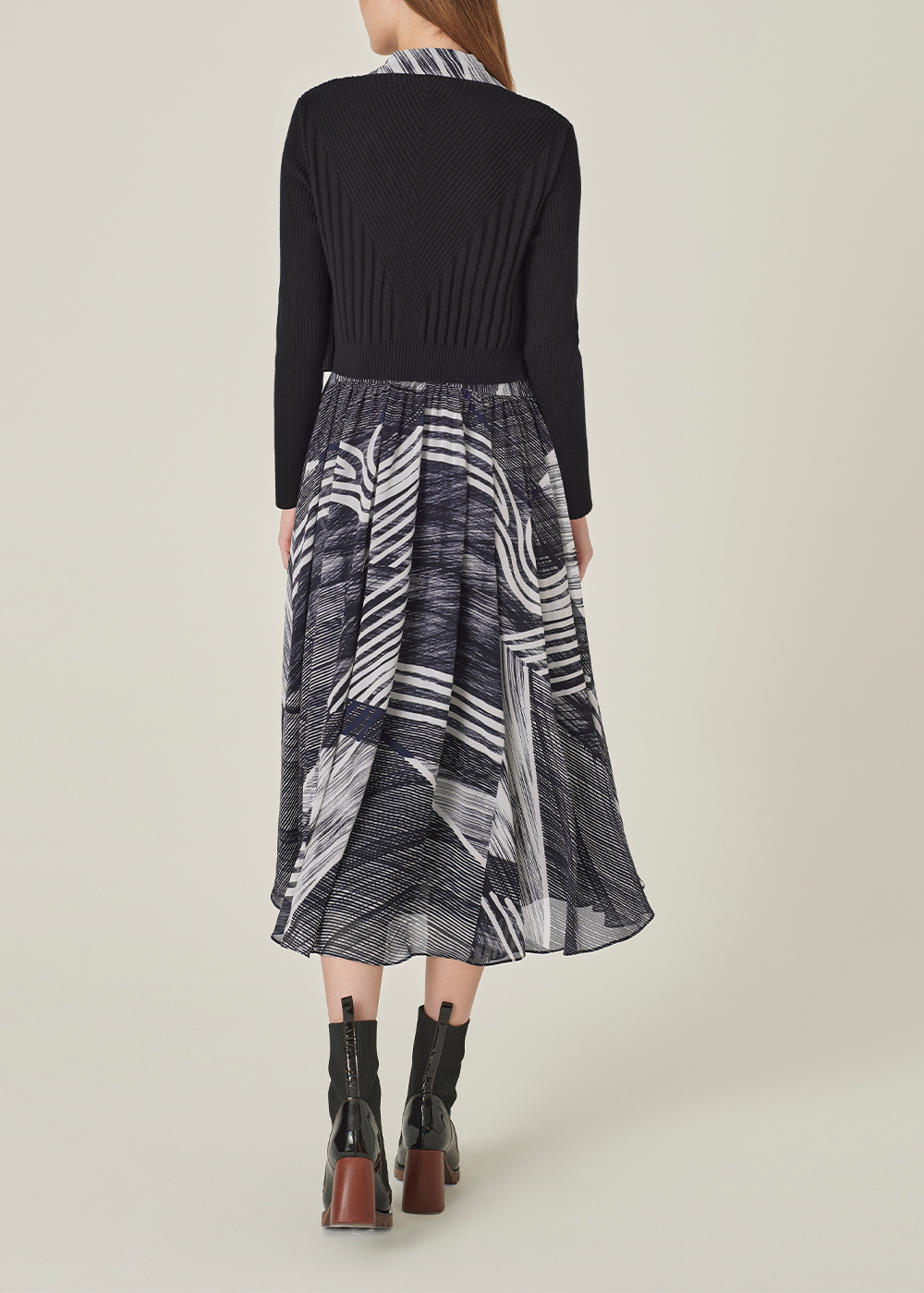 SALAZIA Black-White Snow Trail Long-Sleeve Dresses