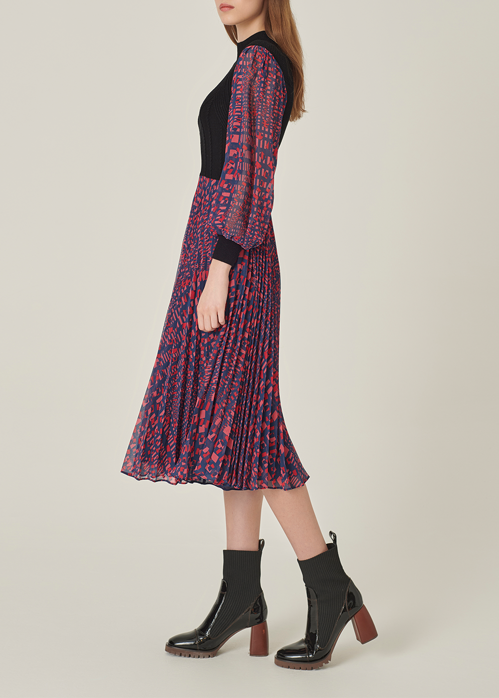 SALAZIA Blue-Red Mirage Sun Fitted Dresses