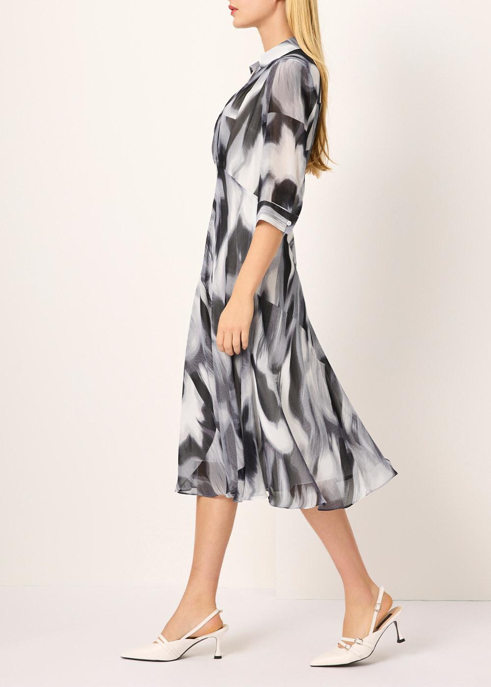 SALAZIA Black-White Violet Print Long-Sleeve Dresses