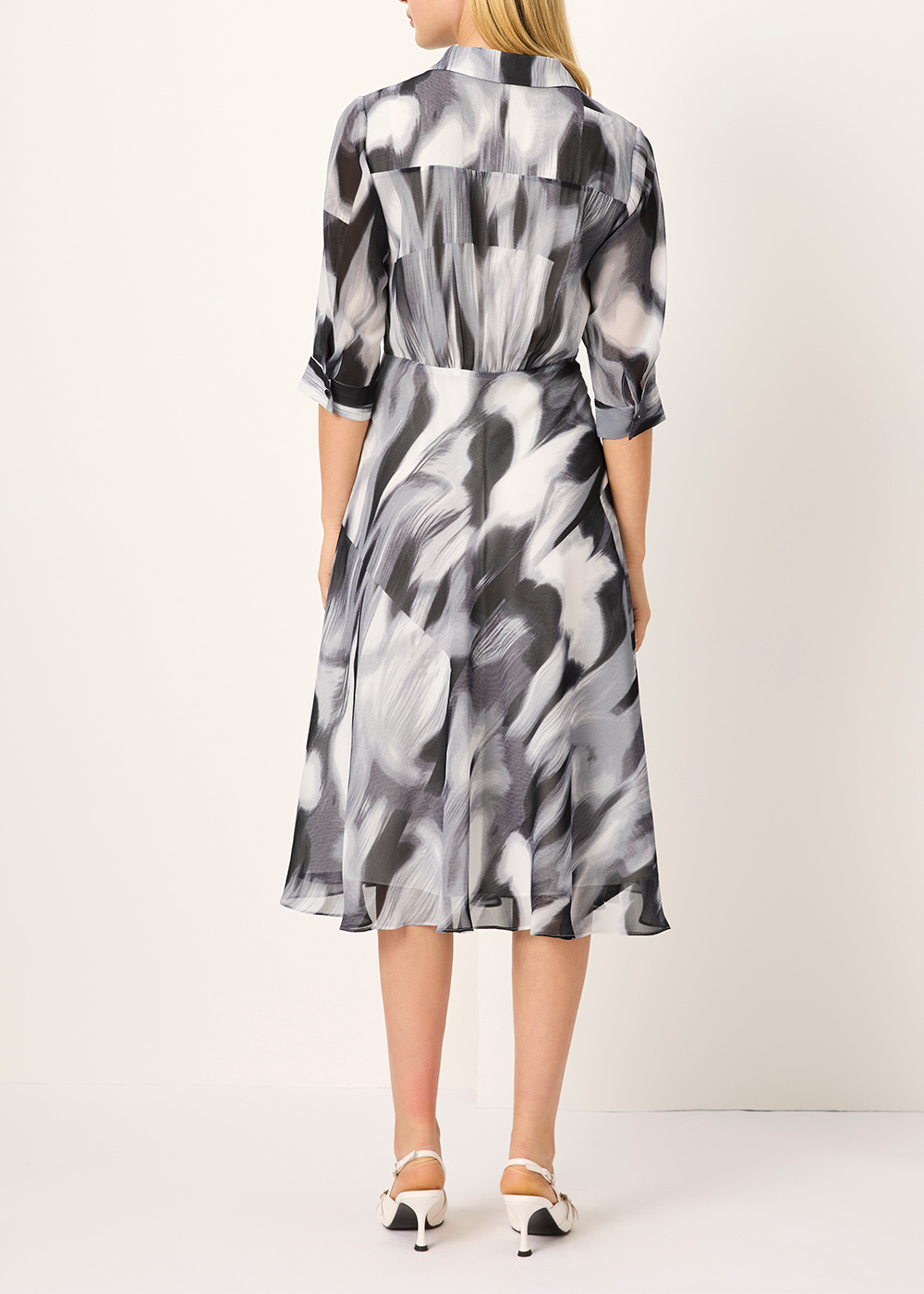 SALAZIA Black-White Violet Print Long-Sleeve Dresses