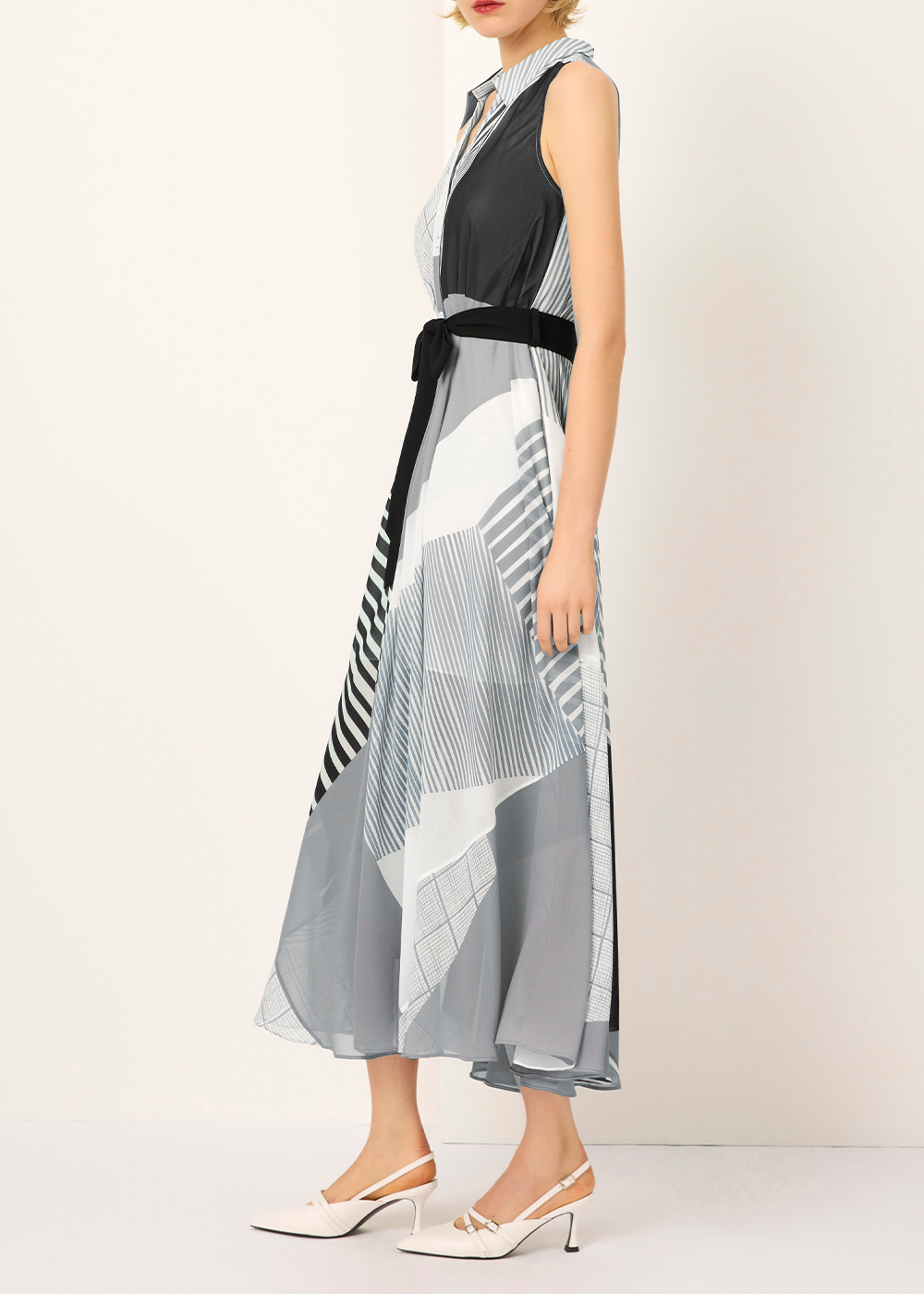SALAZIA Black-White Art Print Maxi Dresses