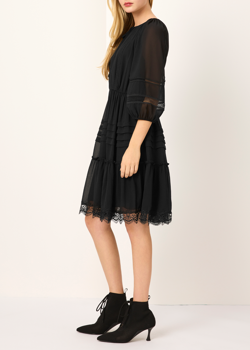 SALAZIA Black Silk Tiered Dresses