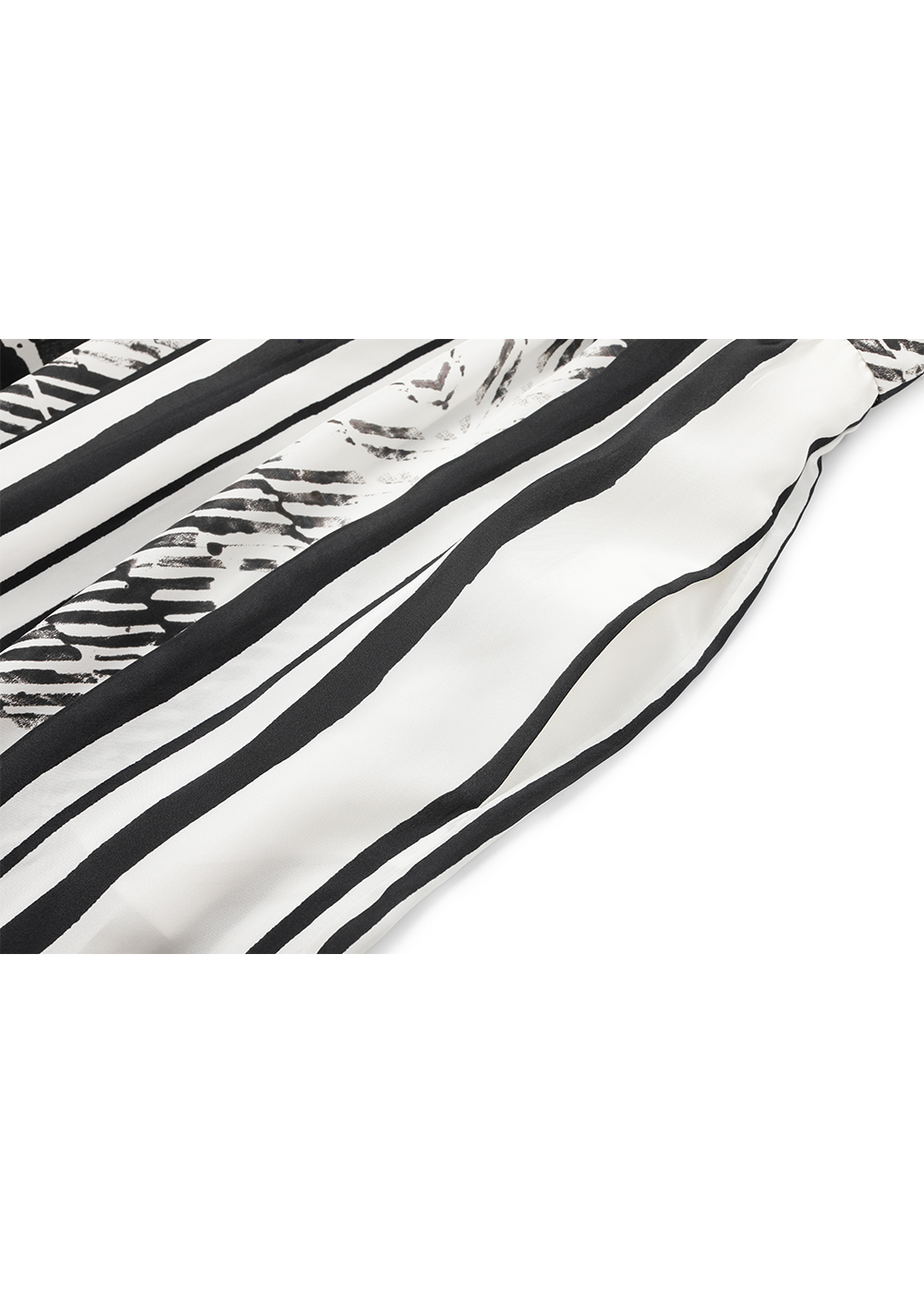 SALAZIA Black-White Light Shadow Silk Dresses