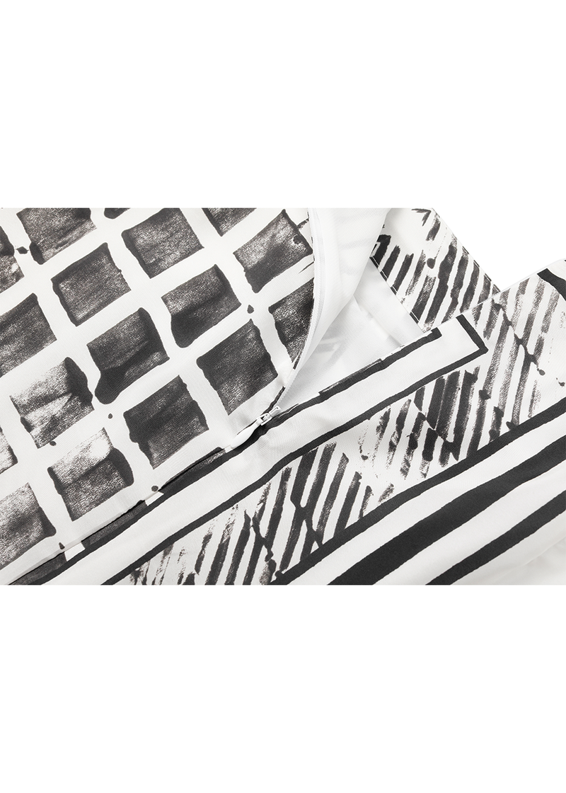 SALAZIA Black-White Light Shadow Silk Skirts