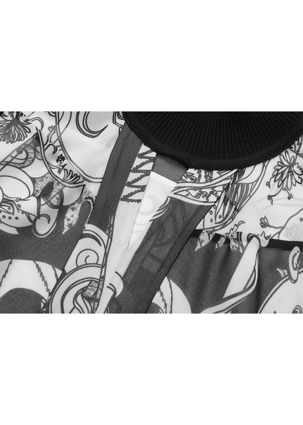 SALAZIA Black-White Ironwork Paisley Blouses