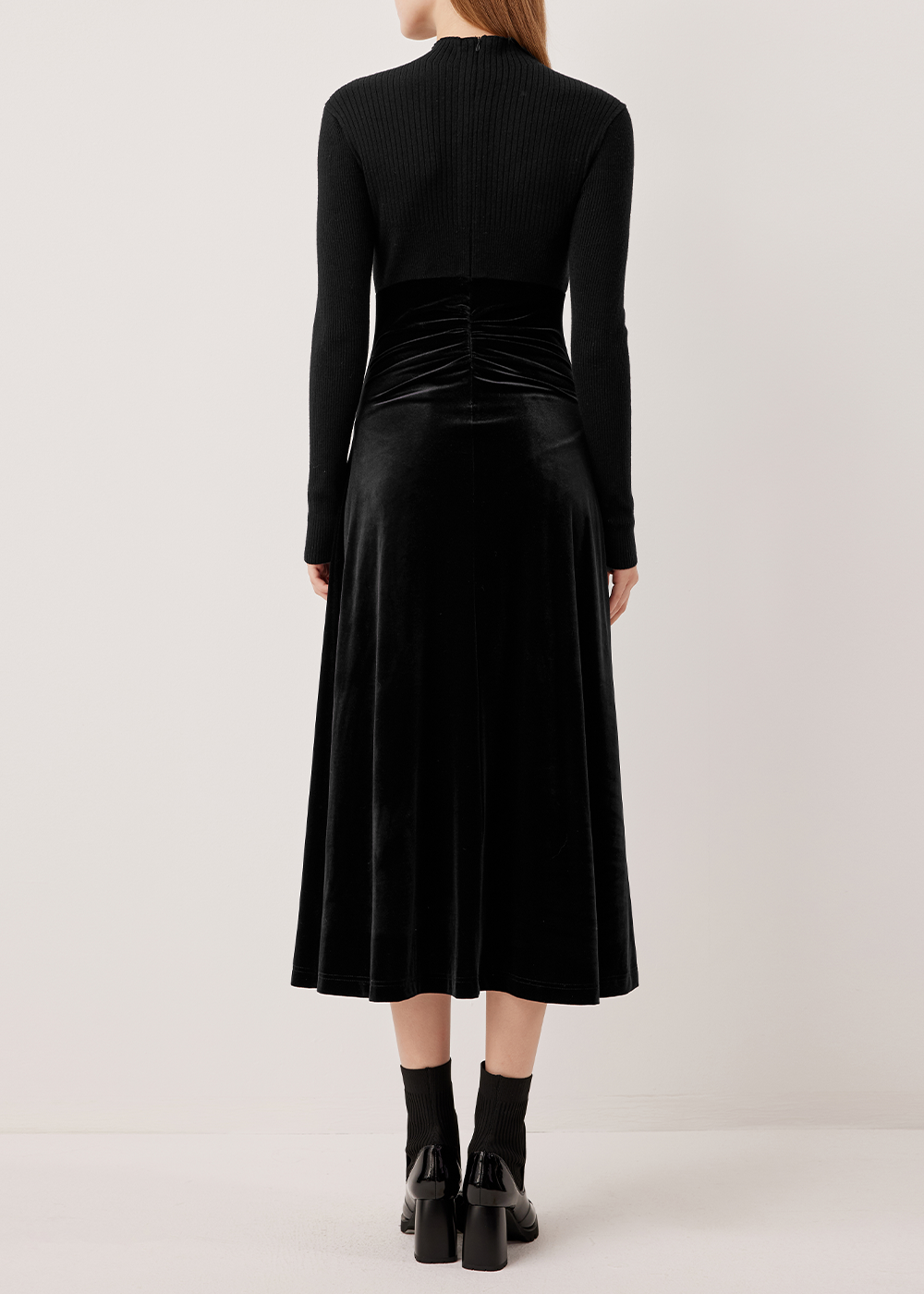 SALAZIA Black Fitted Stretch Dresses