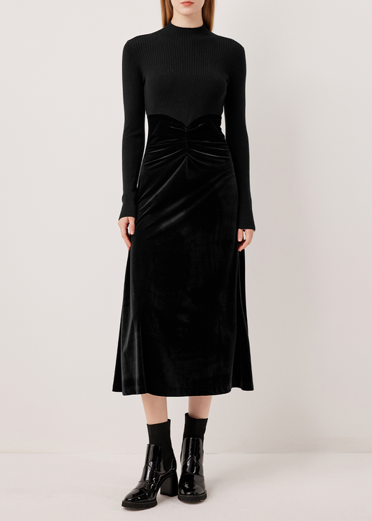 SALAZIA Black Fitted Stretch Dresses