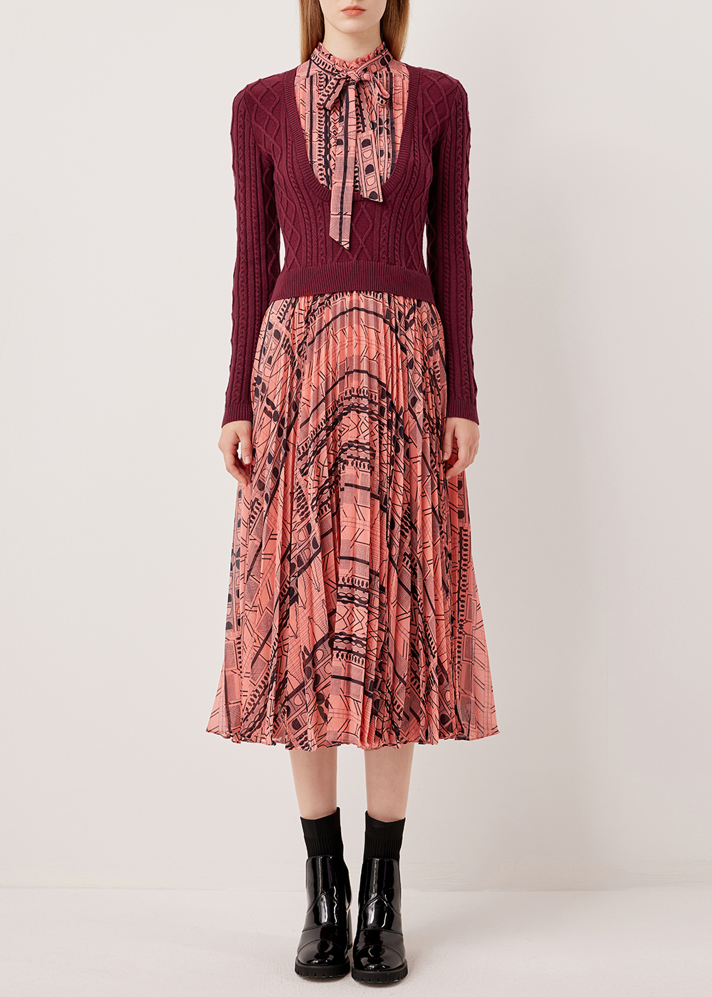 SALAZIA Pink Line Art Dresses
