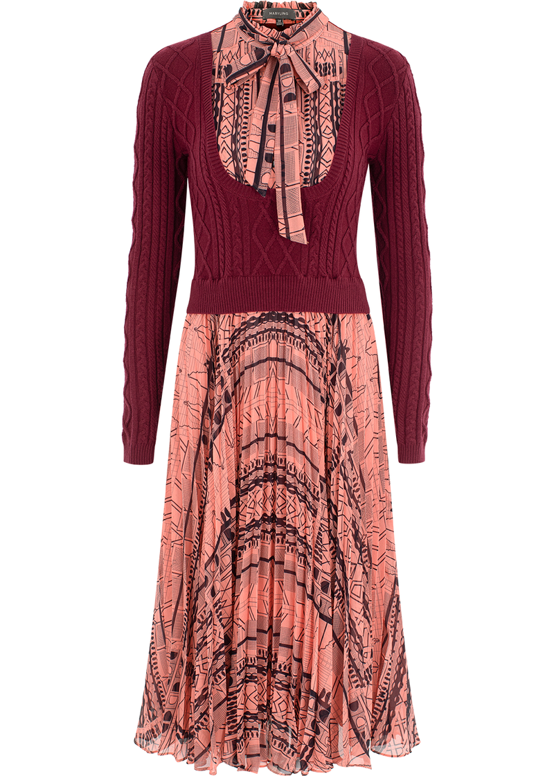 SALAZIA Pink Line Art Dresses