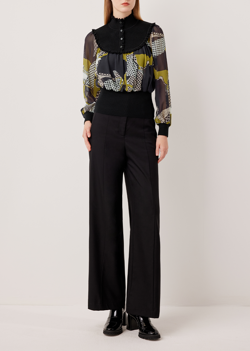 SALAZIA Black White Abstract Blouses
