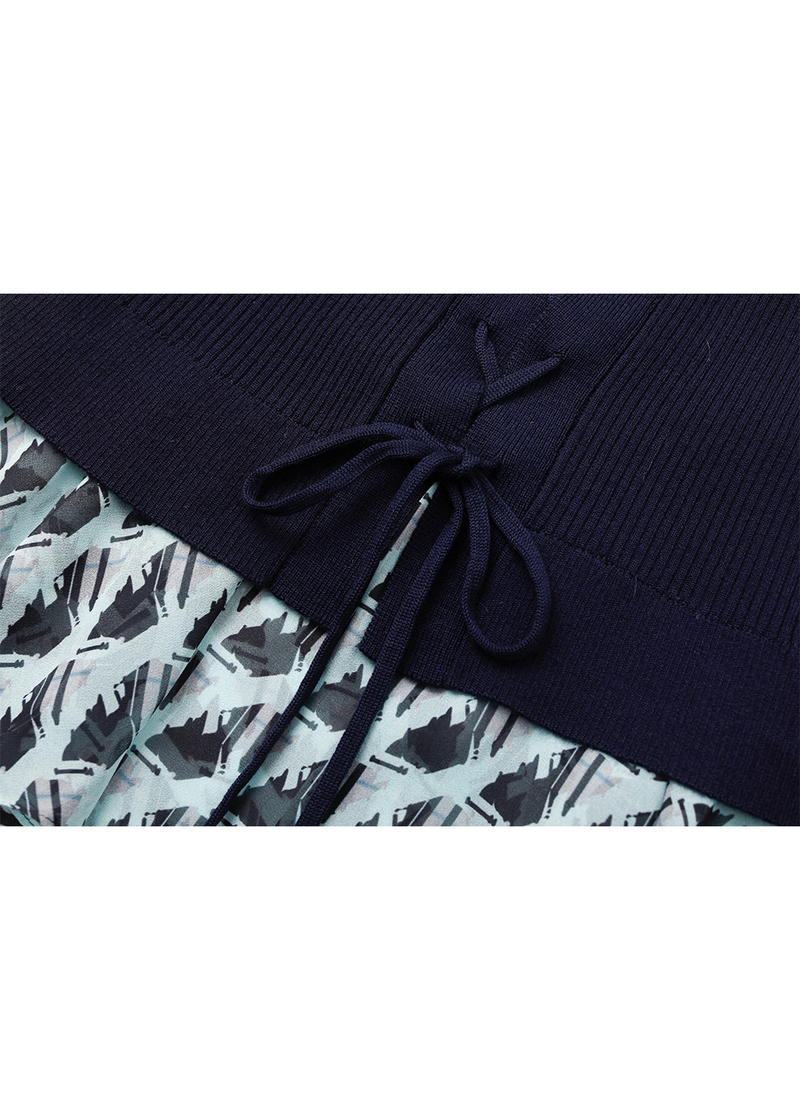 SALAZIA Blue-Black Houndstooth Blouses