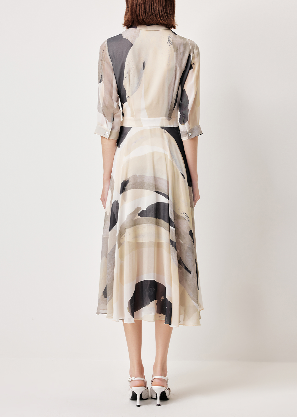SALAZIA Beige-Black Brushstroke Long-Sleeve Dresses