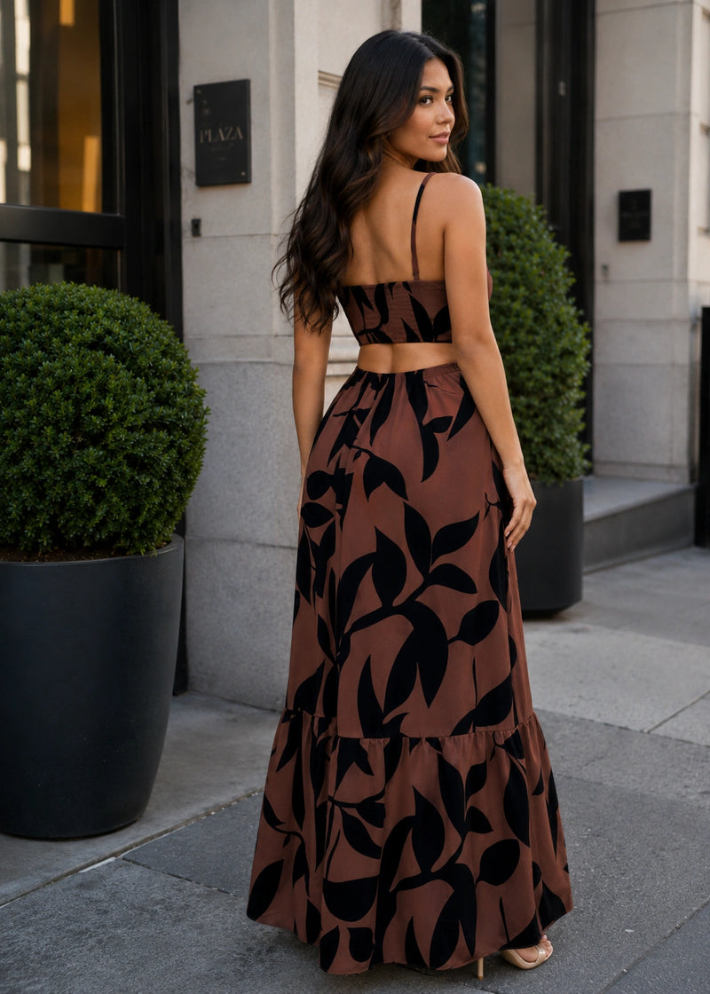 SALAZIA Abstract Print Spaghetti Strap Maxi Dresses