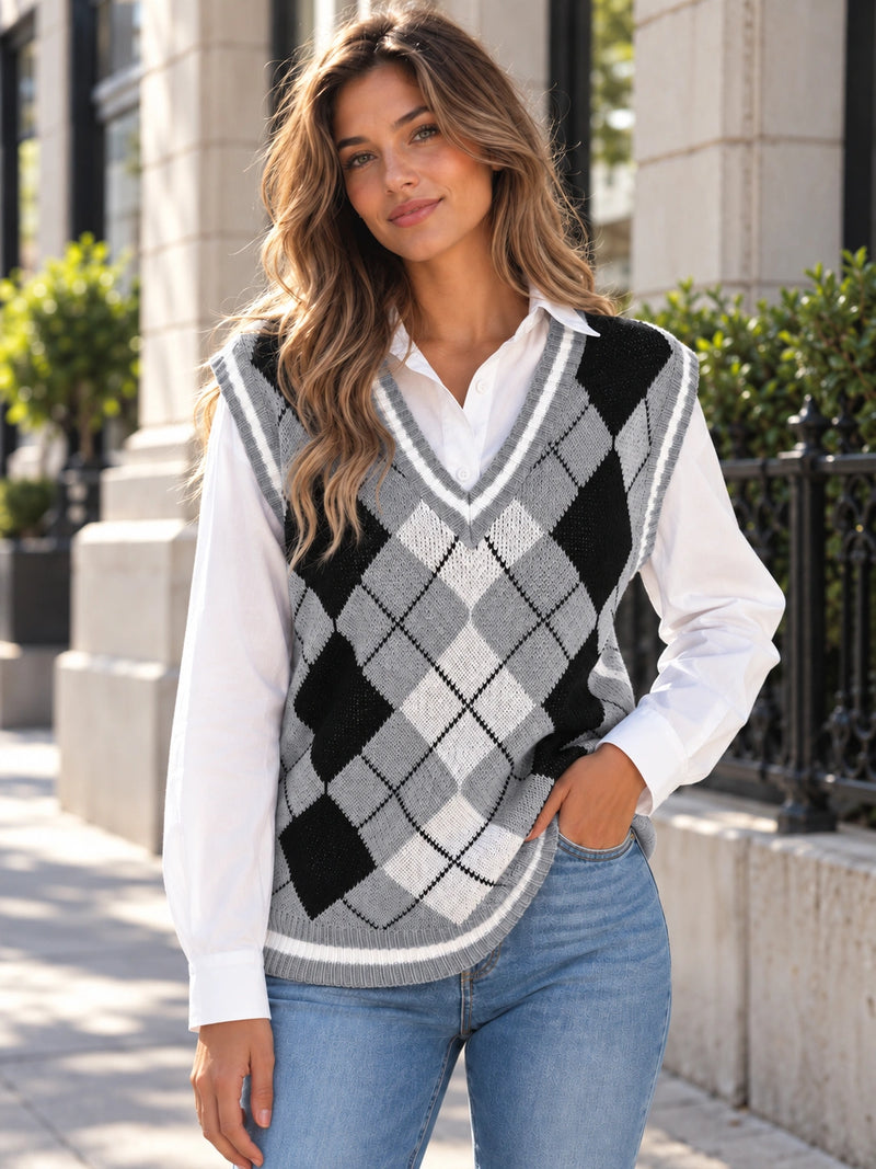 SALAZIA Argyle Diamond Pattern V-Neck Sleeveless Ribbed Trim Knit Sweater Vests