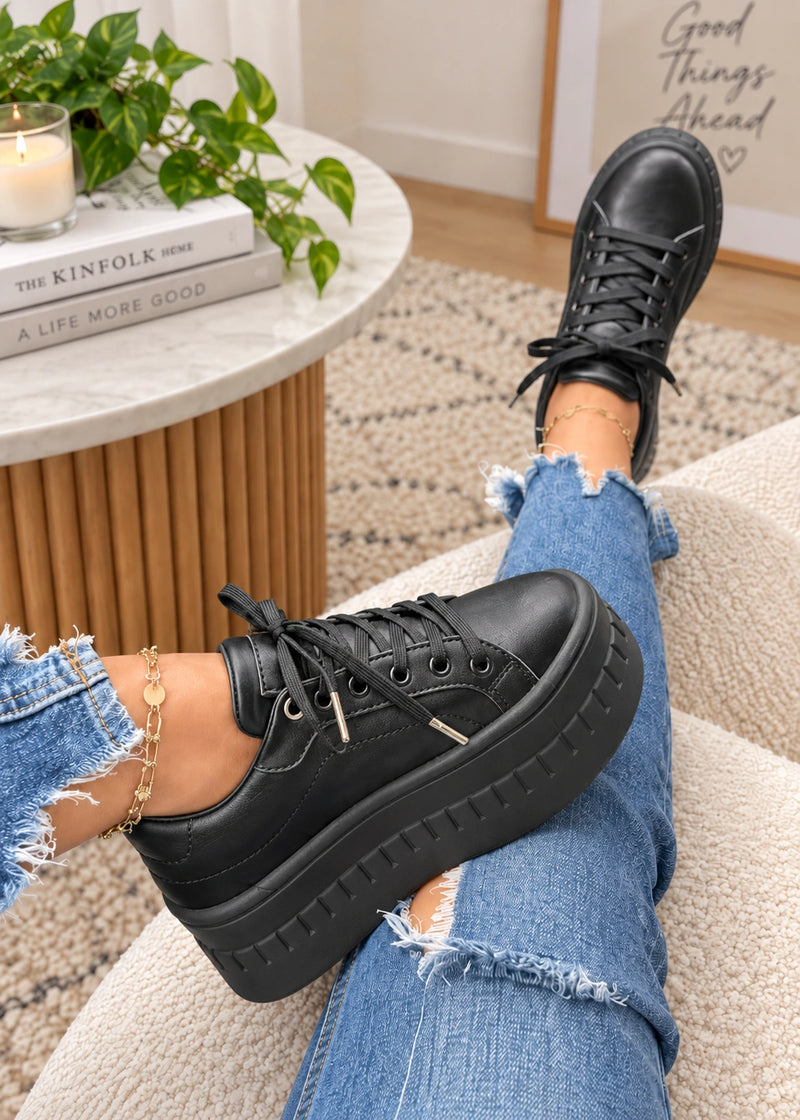 SALAZIA Classic Platform Lace-Up Sneakers
