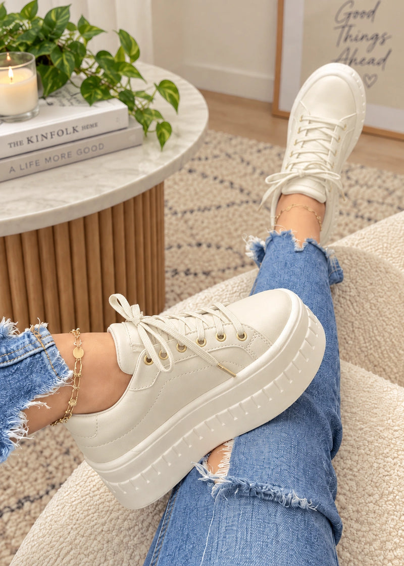 SALAZIA Classic Platform Lace-Up Sneakers