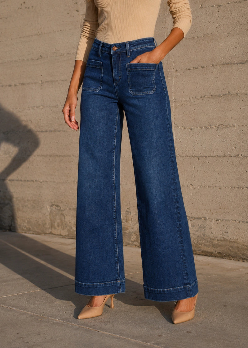 SALAZIA High-Waist Patch Pocket Stretch Straight-Leg Jeans