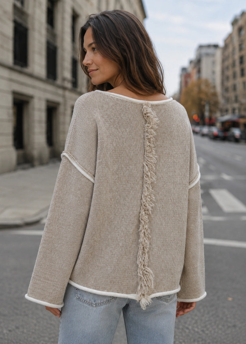 Salazia Contrast Trim Round Neck Knit Sweaters